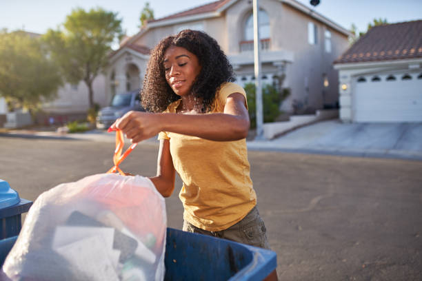 Best Garage Cleanout Services  in Oronoque, CT