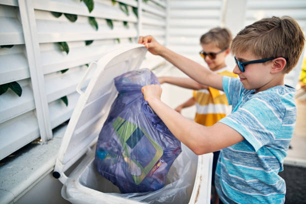 Yard Cleanup Services in Oronoque, CT
